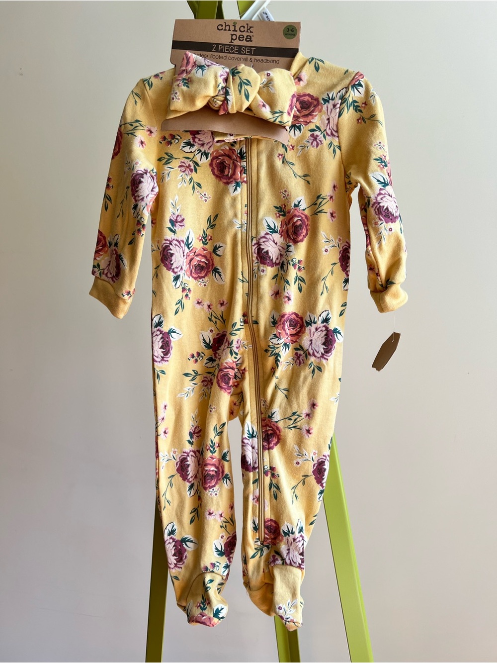 NWT chick pea Yellow Floral Footed Sleeper with Headband size 3-6 months